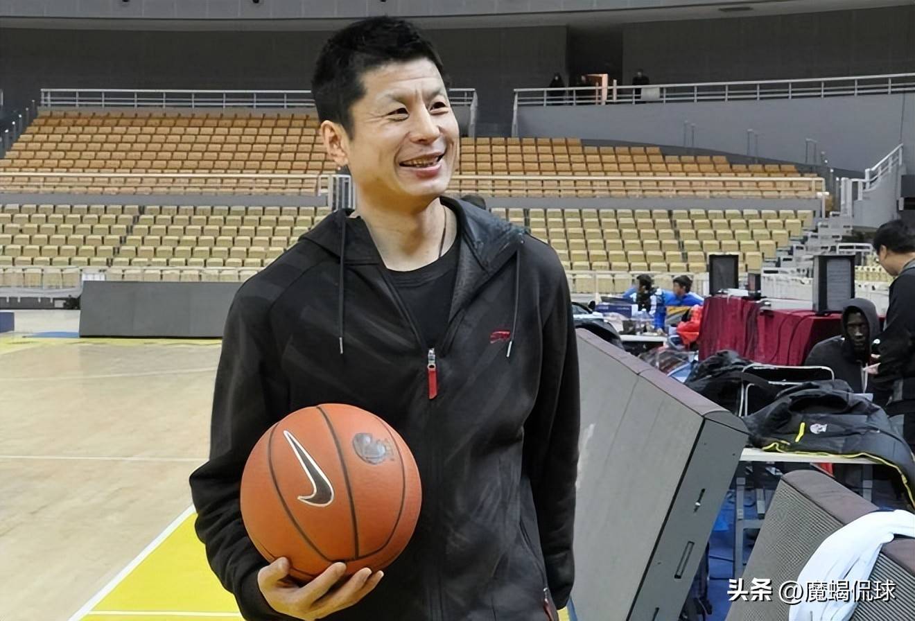 关于今夜山东男篮调整名单以备中超,迎来里程碑环节打磨,气氛紧张,年轻球员得到机会的信息 关于今夜山东男篮调整名单以备中超,迎来里程碑环节打磨,气氛紧张,年轻球员得到机会的信息