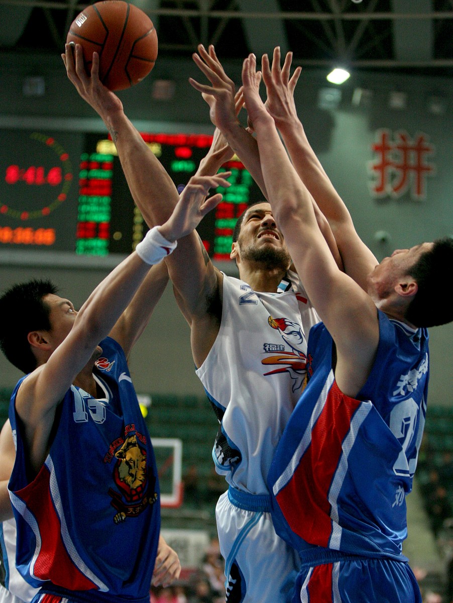 pg电子模拟器包含迈阿密热火今晚复出首秀，志在CBA常规赛名次提升，赛场秩序良好，训练强度明显提升的词条