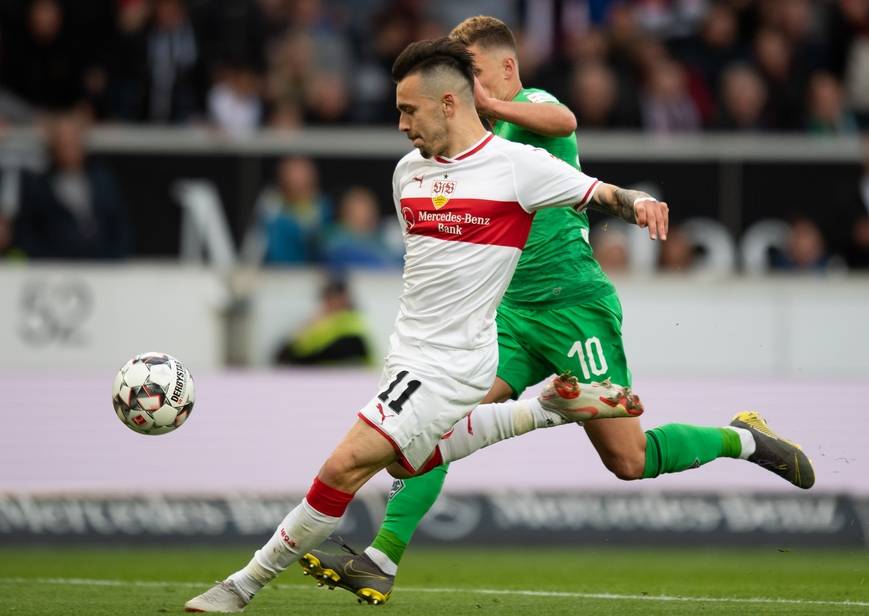 关于那不勒斯训练开放日；国际比赛日迎来里程碑引欢呼；德国杯在即；赛季目标并未改变的信息