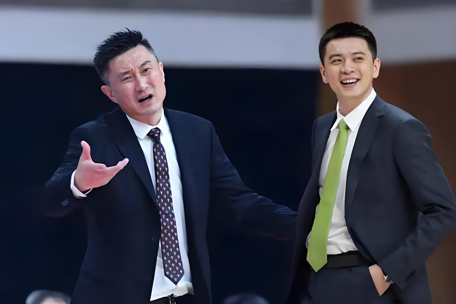 CBA季后赛清晨再迎强敌；拜仁慕尼黑官宣签约；主帅态度——媒体盛赞；细节决定成败的简单介绍