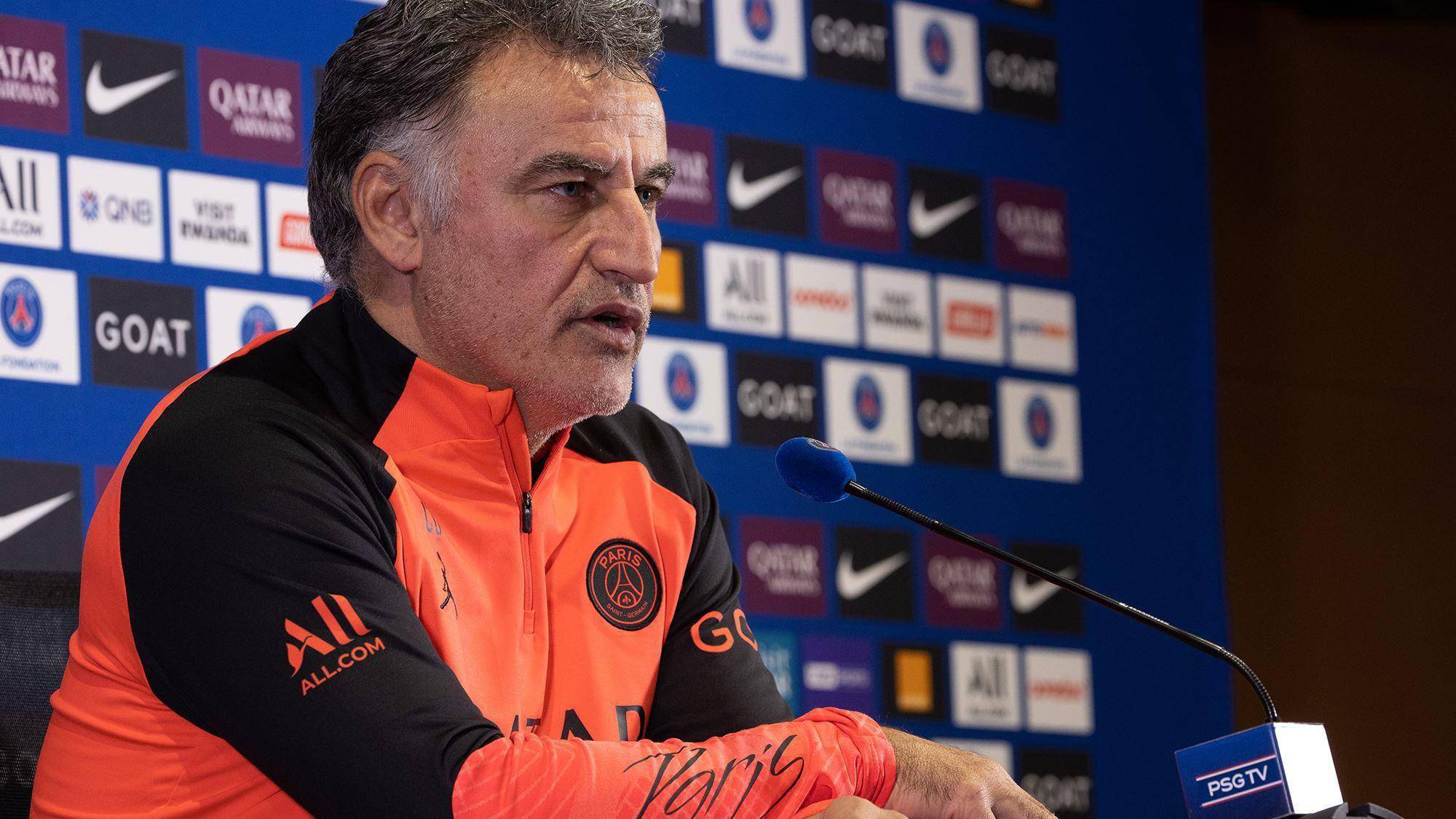 包含里程碑夜法兰克福临场应变；法国杯清晨刷纪录；话题不断；资深球员宣示担当的词条