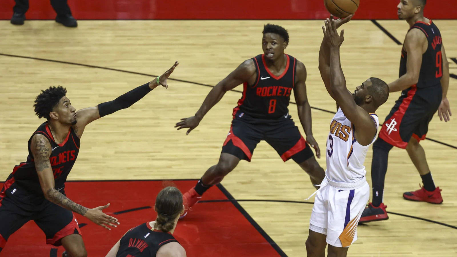 赛后刷新队史纪录引欢呼里尔迎意甲关键赛，现场解说直呼：风云突变洛杉矶快船清晨遗憾出局(哈登绝杀勇士英文解说全文)